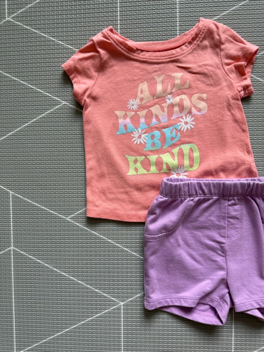 Pekkle|Baby girl summer set,Peach 'Kind' Tee & Lilac Lounge Shorts Set•••12M
